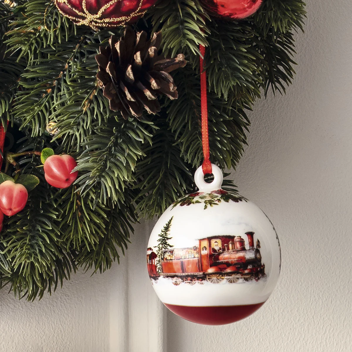 Annual Christmas Edition 2025 Украшение "Шар" 7 см