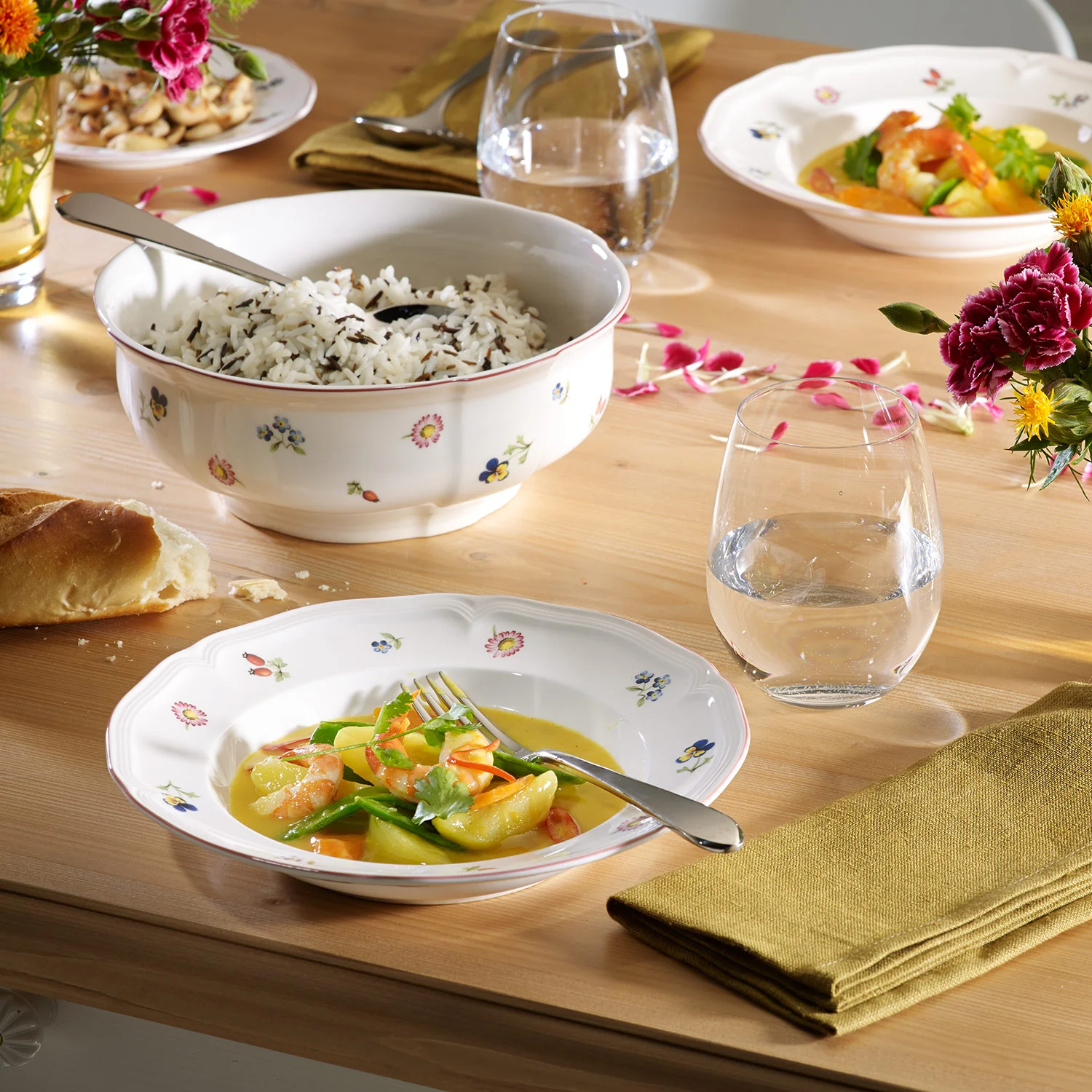 Petite Fleur Глубокая тарелка 23 см