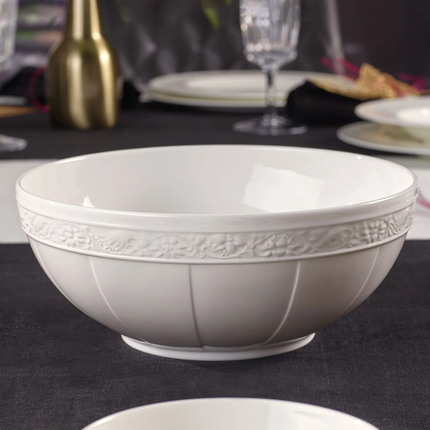 White Pearl Салатник 2.74 л