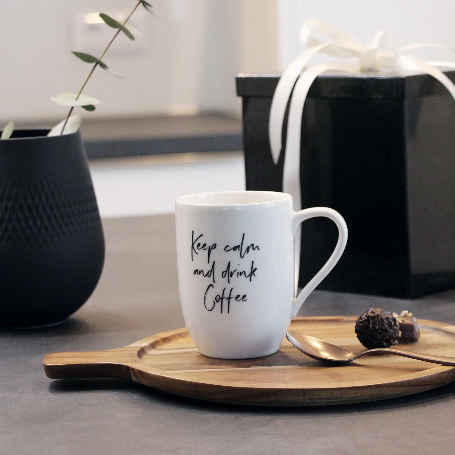 Statement Кружка "Keep calm and Drink Coffee" ("Сохраняйте спокойствие и пейте кофе") 340 мл