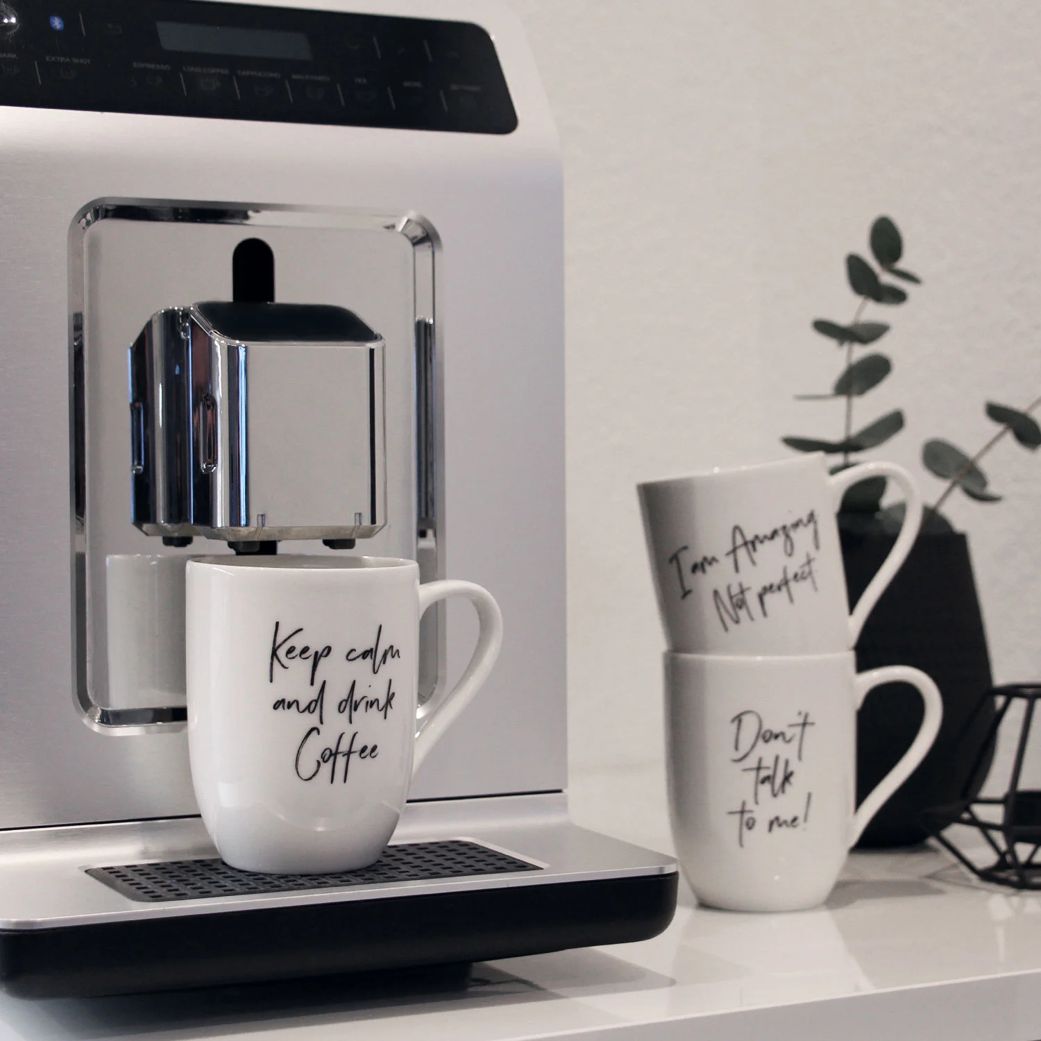 Statement Кружка "Keep calm and Drink Coffee" ("Сохраняйте спокойствие и пейте кофе") 340 мл