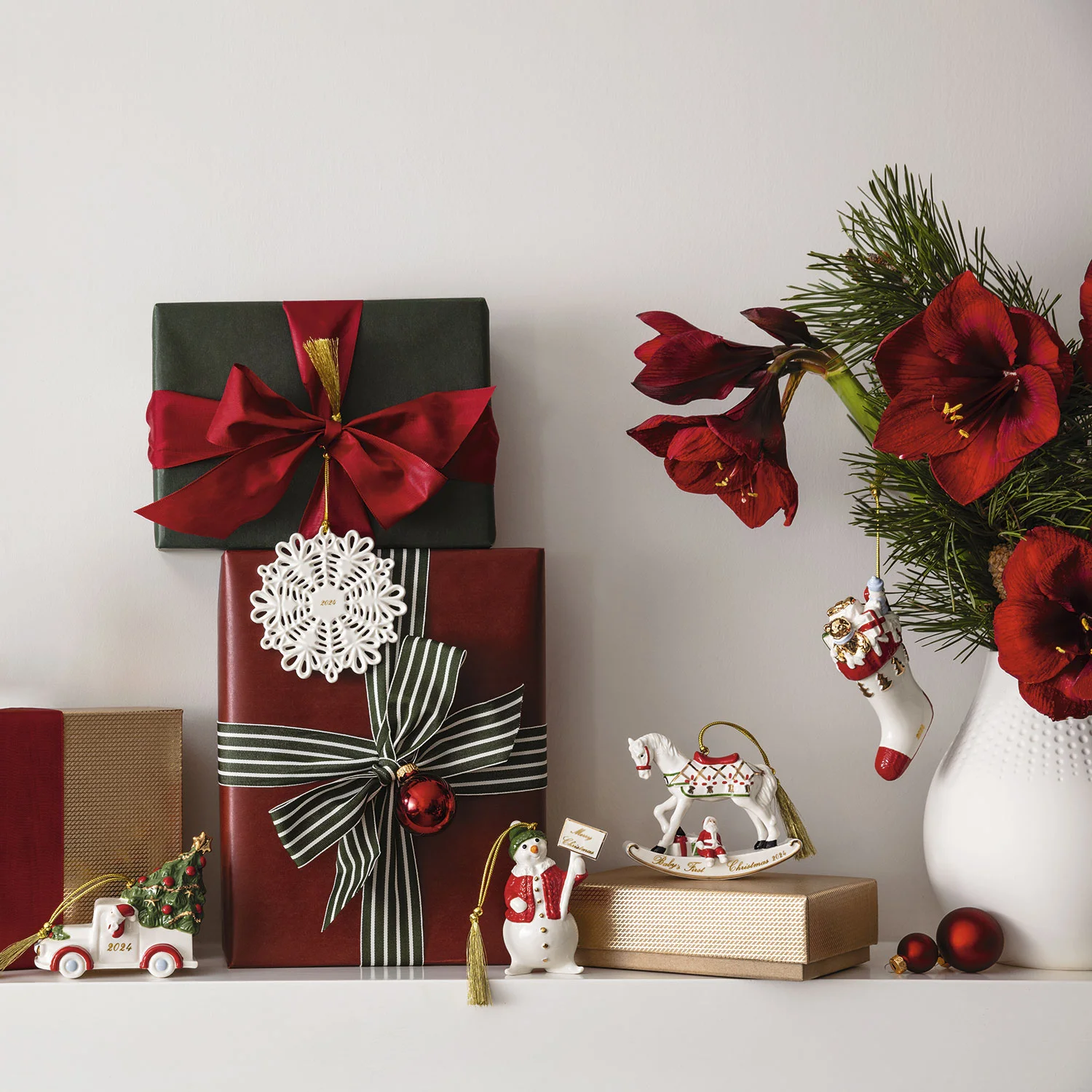 Christmas Classics Украшение "Носок" 10 см