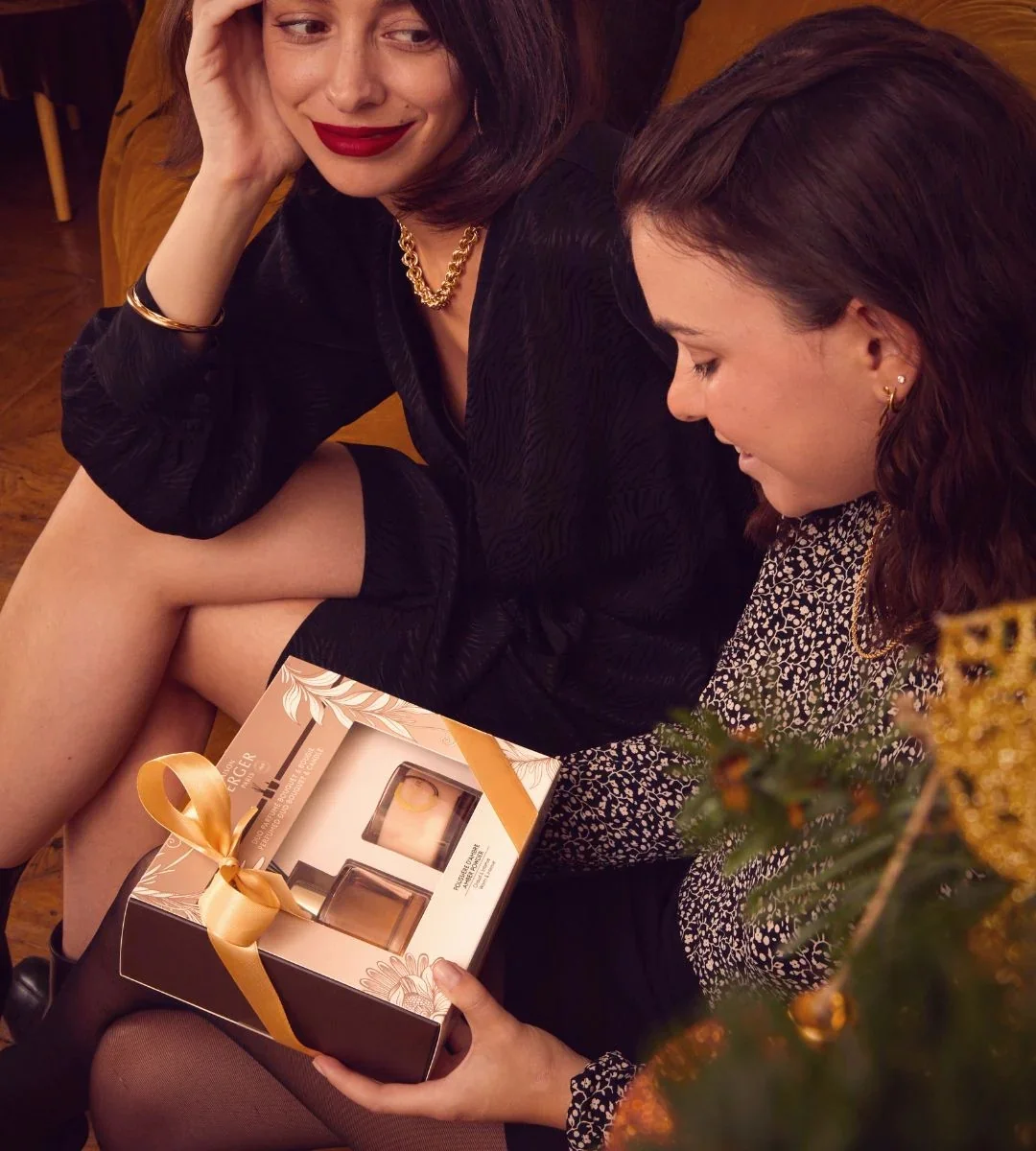 Maison Berger Набор Аромадиффузор "Волшебство" 80 мл (аромат "Амбровая вуаль") + Аромасвеча 80 г