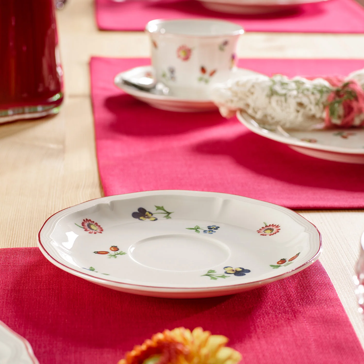 Petite Fleur Блюдце к чашке для завтрака 17 см