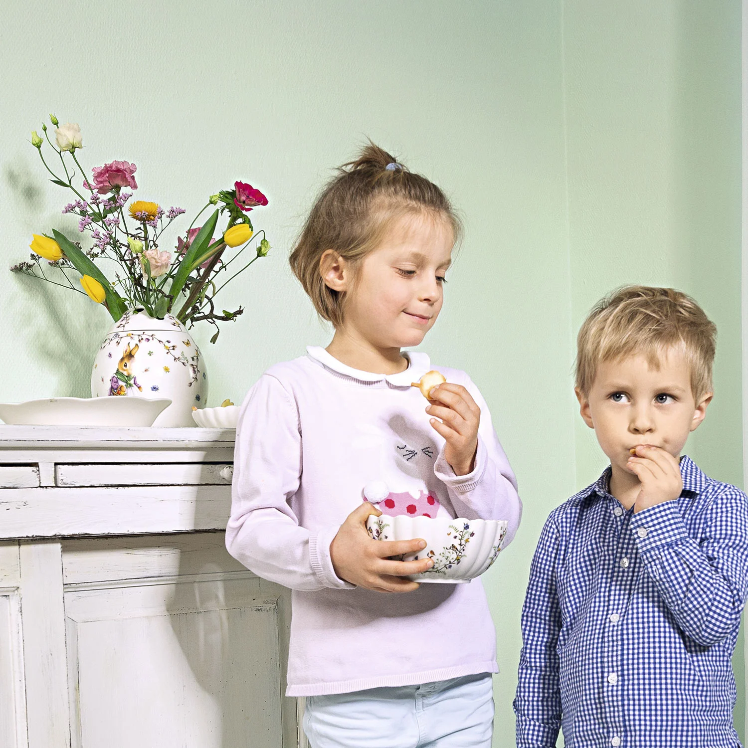 Spring Fantasy Ваза-яйцо "Эмма и Пауль" 21 см