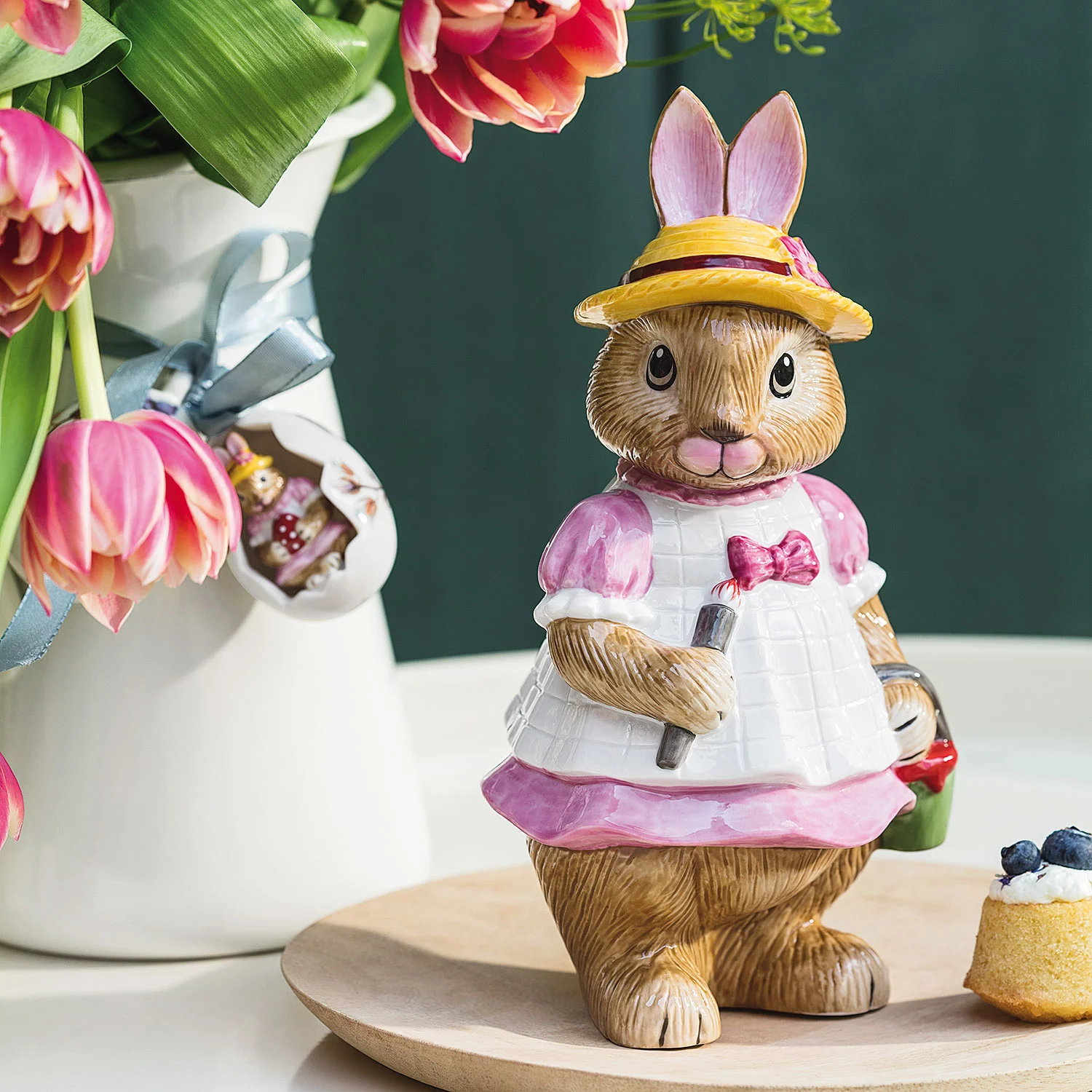 Bunny Tales Декоративная фигурка "Кролик Анна" 22 см