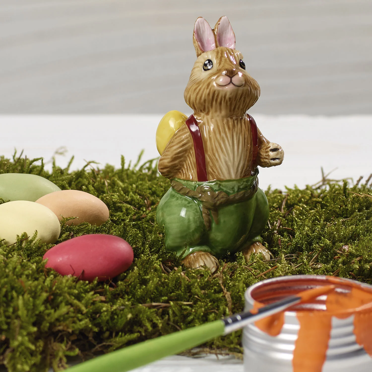 Bunny Tales Декоративная фигурка "Кролик Пауль" 8 см