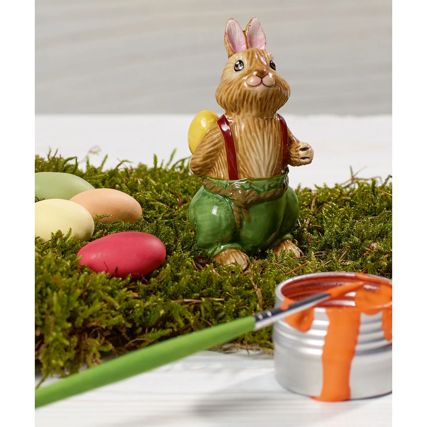 Bunny Tales Декоративная фигурка "Пасхальный кролик Пол" 8 см