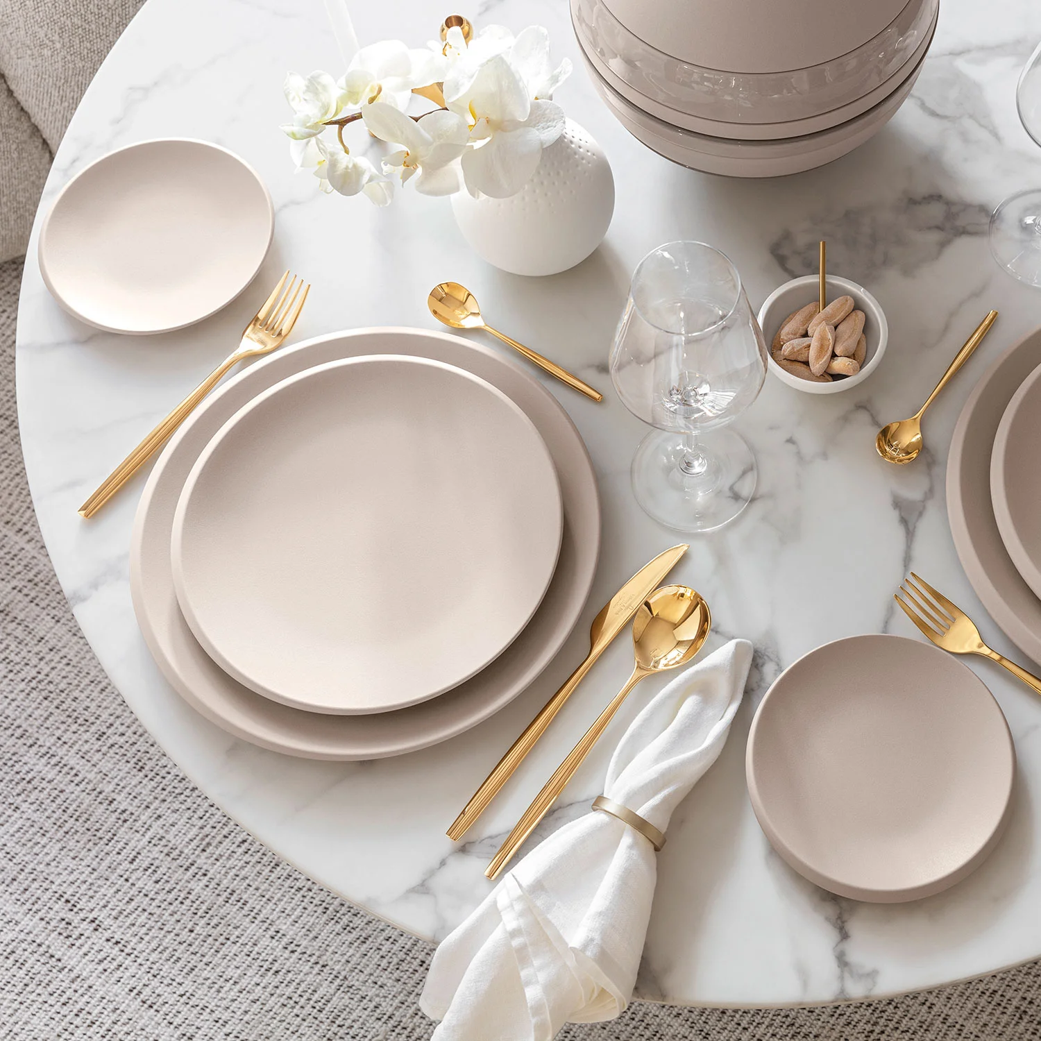 NewMoon beige Пирожковая тарелка 16 см