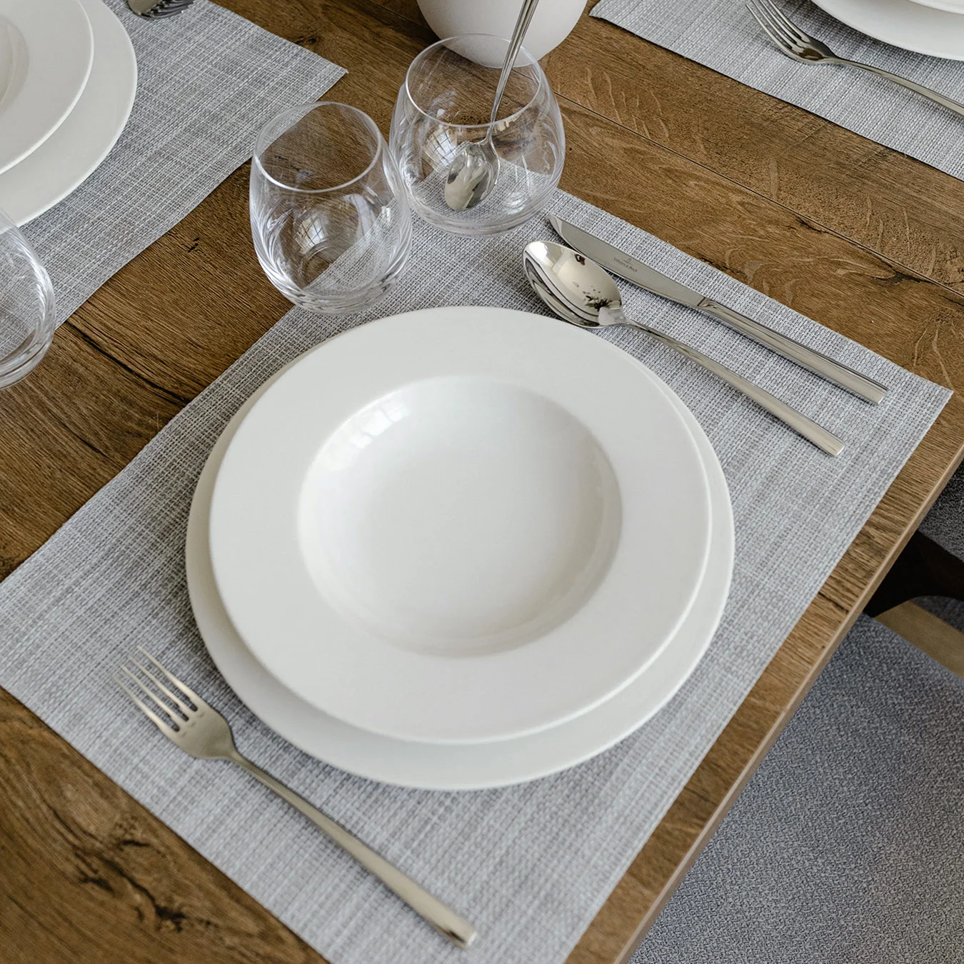 Twist White Глубокая тарелка 24 см