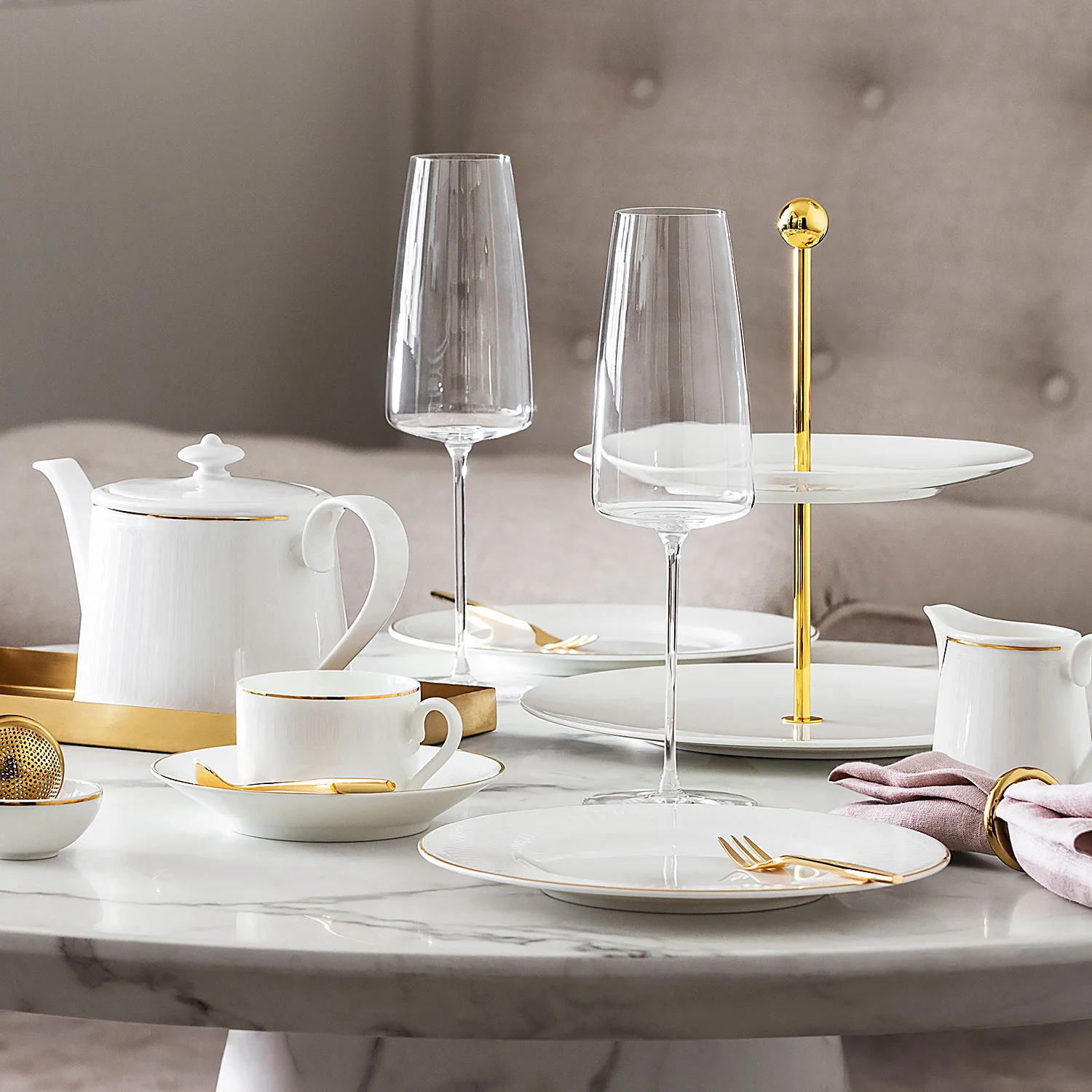 MetroChic Blanc Gifts Этажерка 27 см