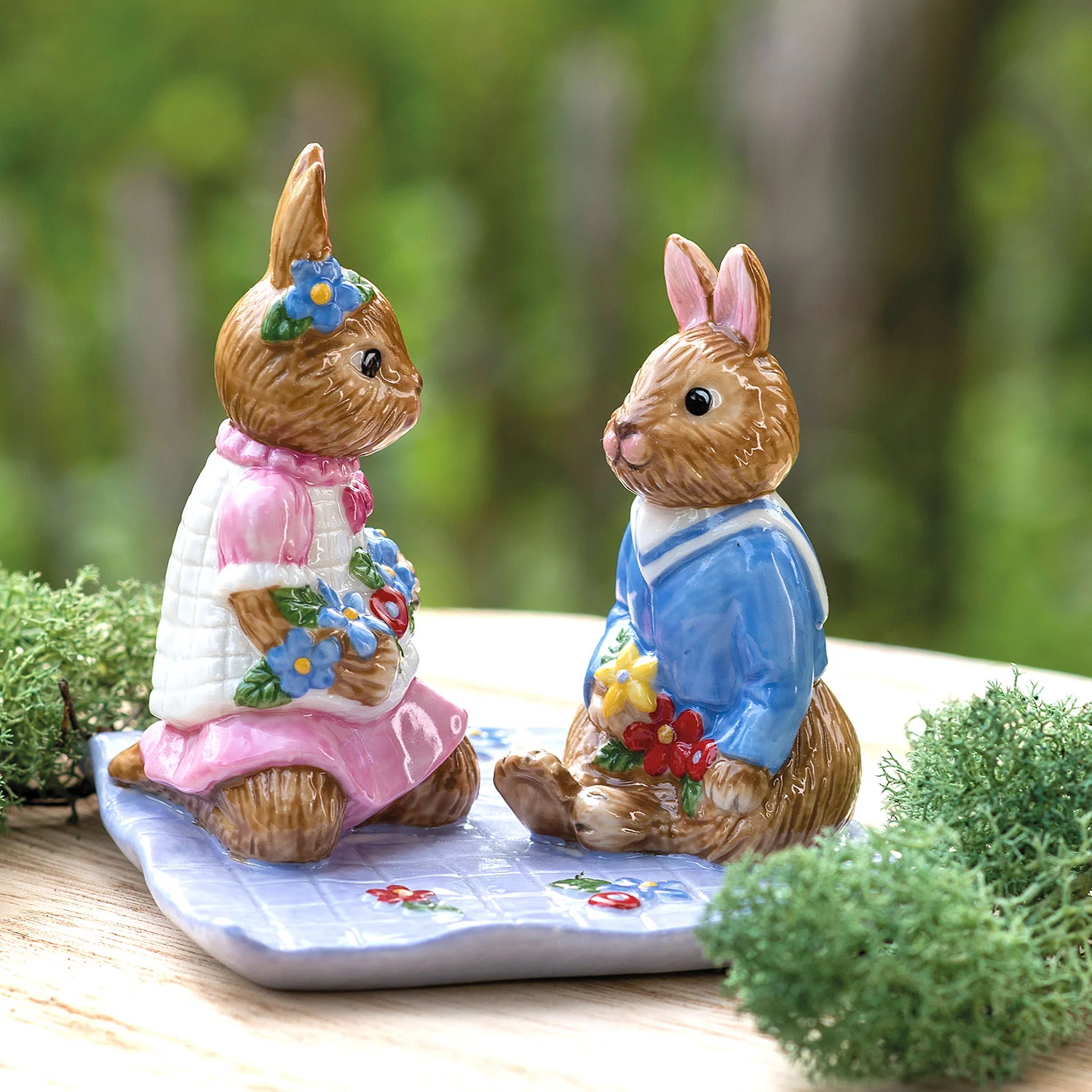 Bunny Tales Декоративная фигурка "Пикник" 8 см