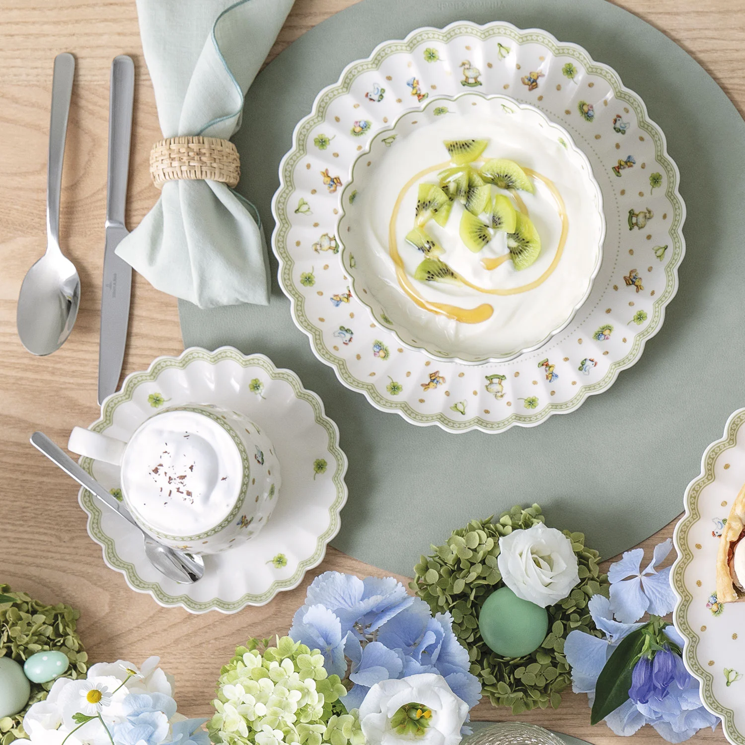 Easter Delight Блюдце 17 см