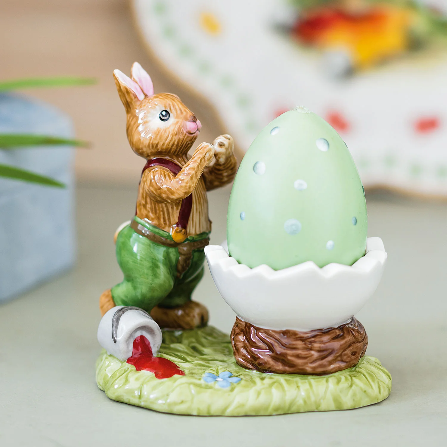 Annual Easter Edition Подставка для яйца "Пасхальный кролик Пол"