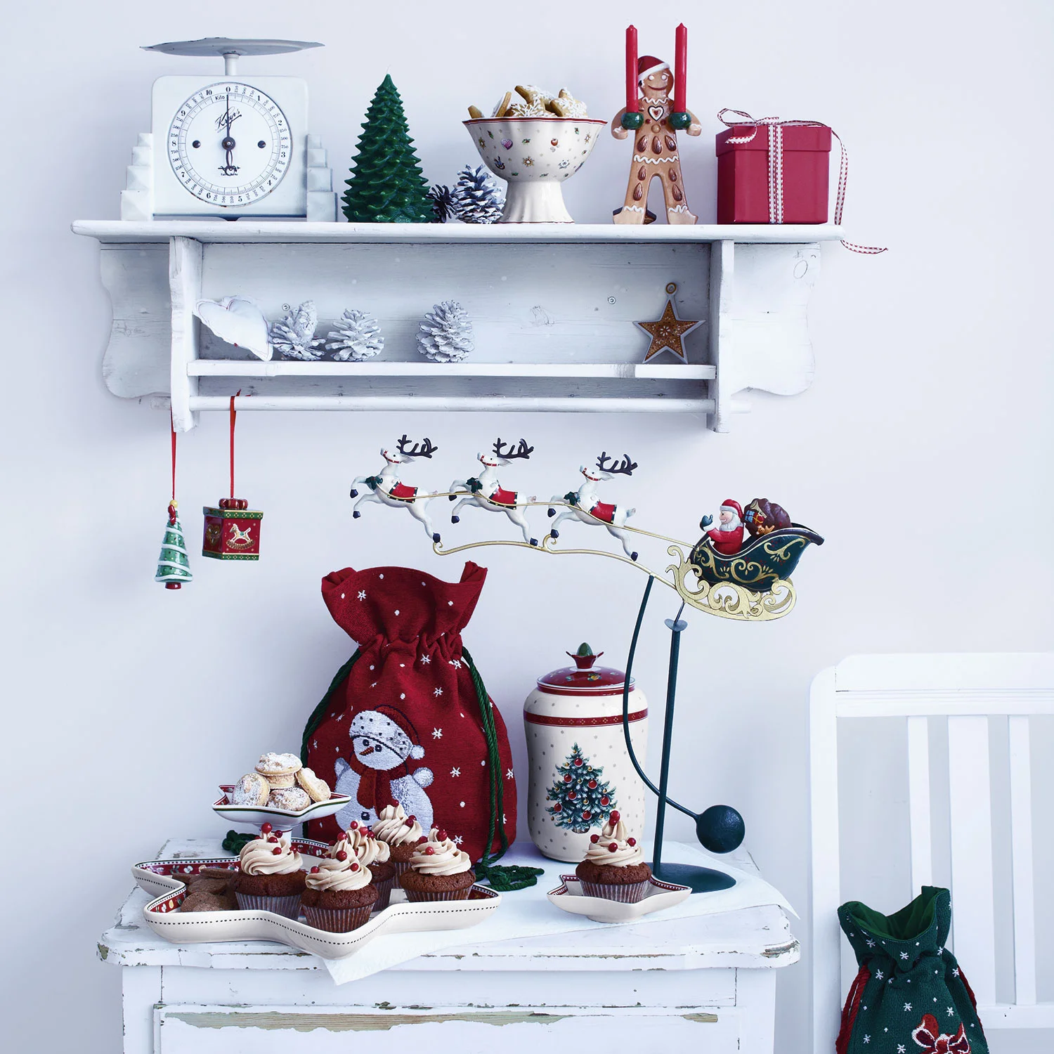 Toy's Delight Блюдо на ножке 15 см